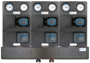 Zestaw grup pompowych PrimoTherm APH 3 AFRISO z rozdzielaczem i 3 siłownikami ARM 343